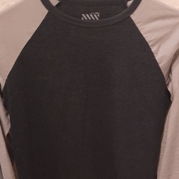 BOGO FREE- (2) Colorblock Unisex Baseball Shirts Old Navy Gray/Featherz Burgundy - Picture 11 of 14